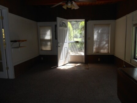 Foto del edificio - 10648 Oak St