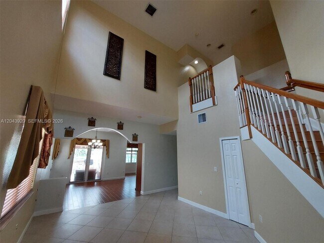 Foto del edificio - 5350 SW 130th Terrace