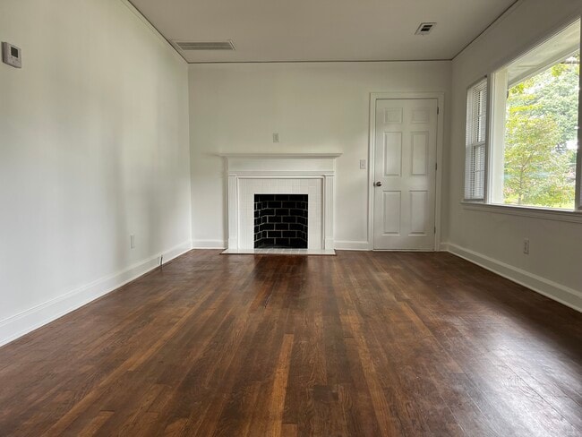 Foto del edificio - 1745 Donnalee Ave SE