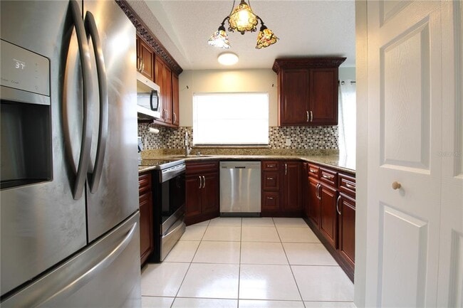 Building Photo - 1581 Bobolink Ln