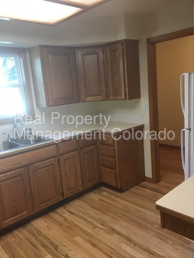 Building Photo - Stunning 2 Bedroom in Macy Village!