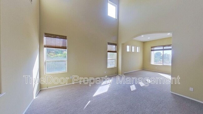 Building Photo - 2161 Middlecoff Ct