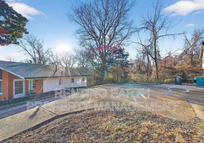 Foto del edificio - 8908 Scottdale Ave