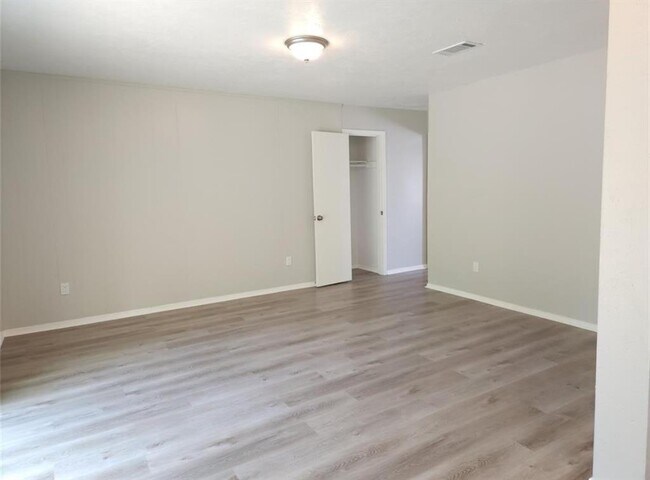 Foto del edificio - 12939 Scott St