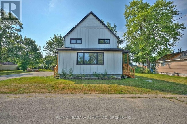 Building Photo - 19B Maccabee Ave