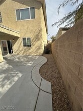 Building Photo - 2767 Invermark St