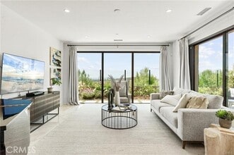 Building Photo - 147 Oceano