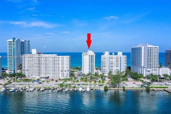 Foto del edificio - 5001 Collins Ave