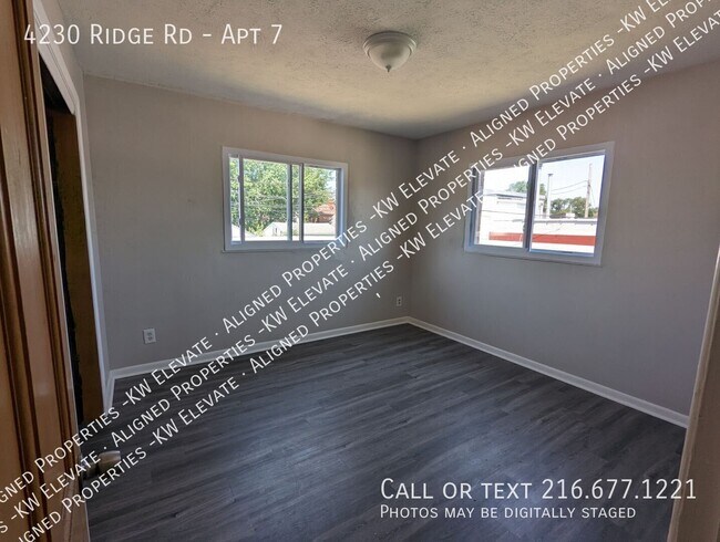 Foto del edificio - 4230 Ridge Rd