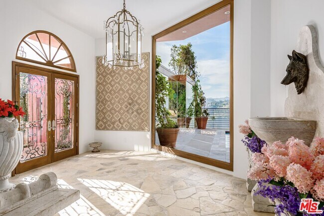 Building Photo - 1111 Bel Air Pl