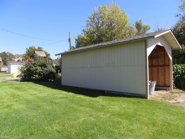Foto del edificio - 4 br, 3 bath House - 2303 41st Street West