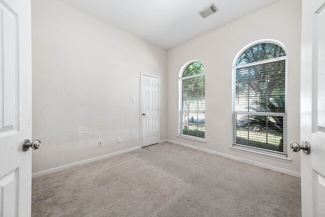 Foto del edificio - 7814 Rocky Peak Ln