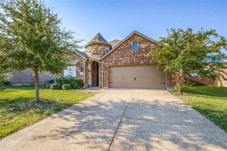 Building Photo - 3005 Guadalupe Dr