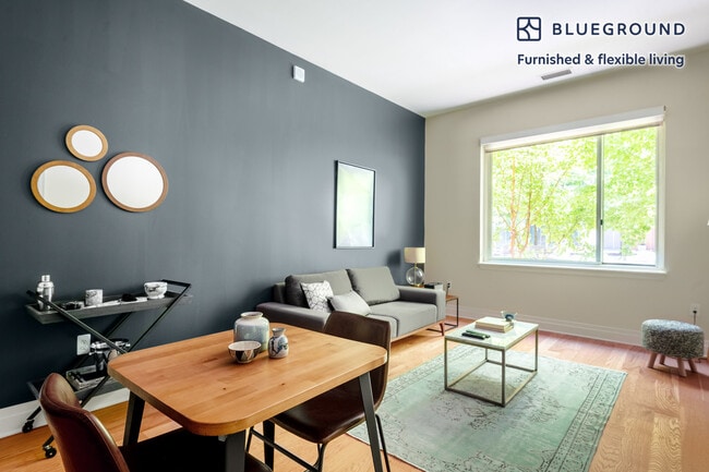 Foto del edificio - 2221 I St NW