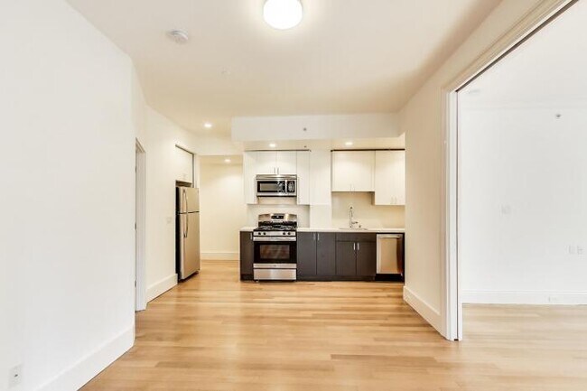 Foto del edificio - 2 bedroom in San Francisco CA 94108