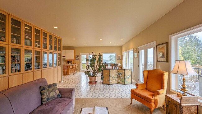 Foto del edificio - 123 E Bachelor Rock Dr