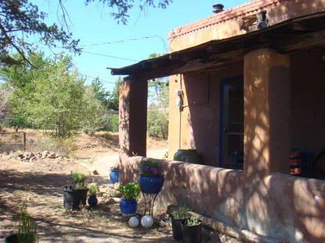Primary Photo - 718 Old Santa Fe Trl