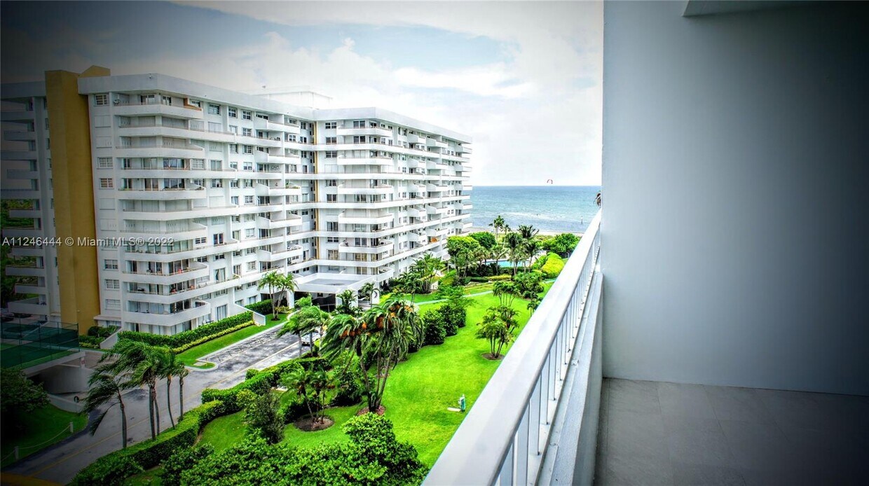 199 Ocean Ln Dr Unit 812, Key Biscayne, FL 33149 Condo for Rent in