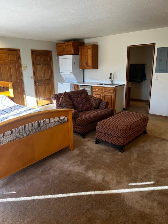 Foto del edificio - 7182 Stagecoach Dr
