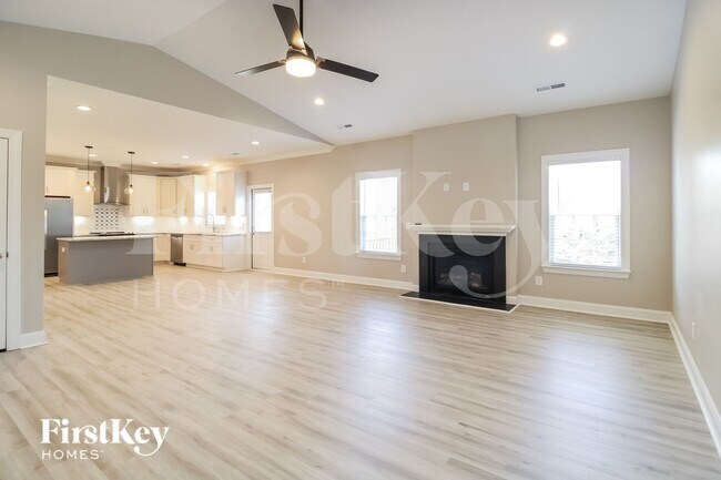 Building Photo - 899 Appaloosa Trail