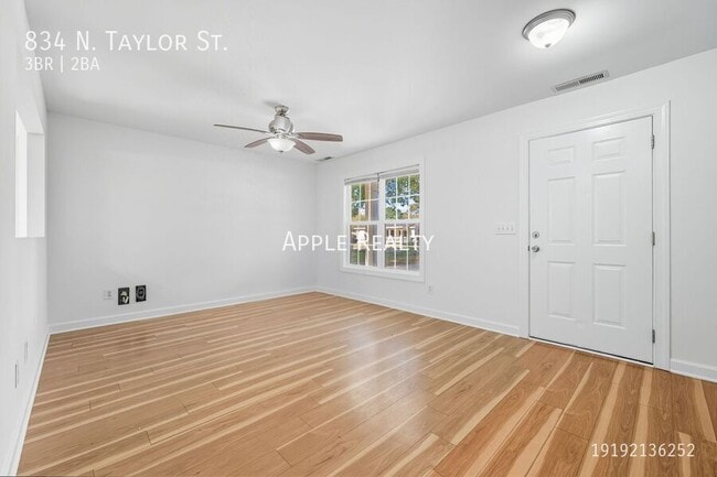 Foto del edificio - 834 N Taylor St