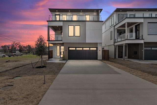 Building Photo - 1424 Canada Dr