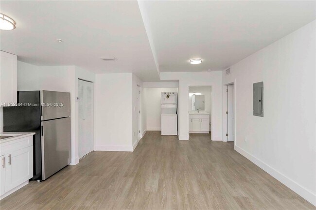 Foto del edificio - 1620 NW 18th St