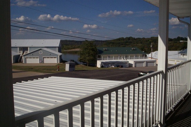 Building Photo - 60 Lookout Dr