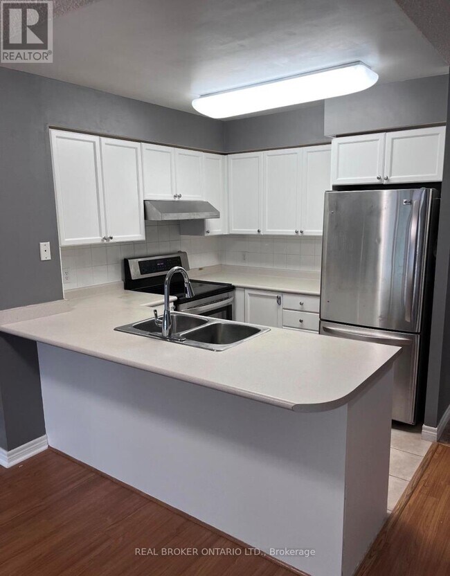 Photo du bâtiment - 18 Parkview Ave