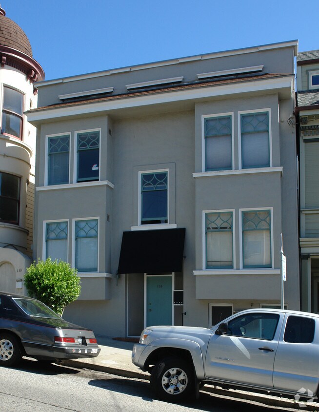 Building Photo - 158 Shrader St