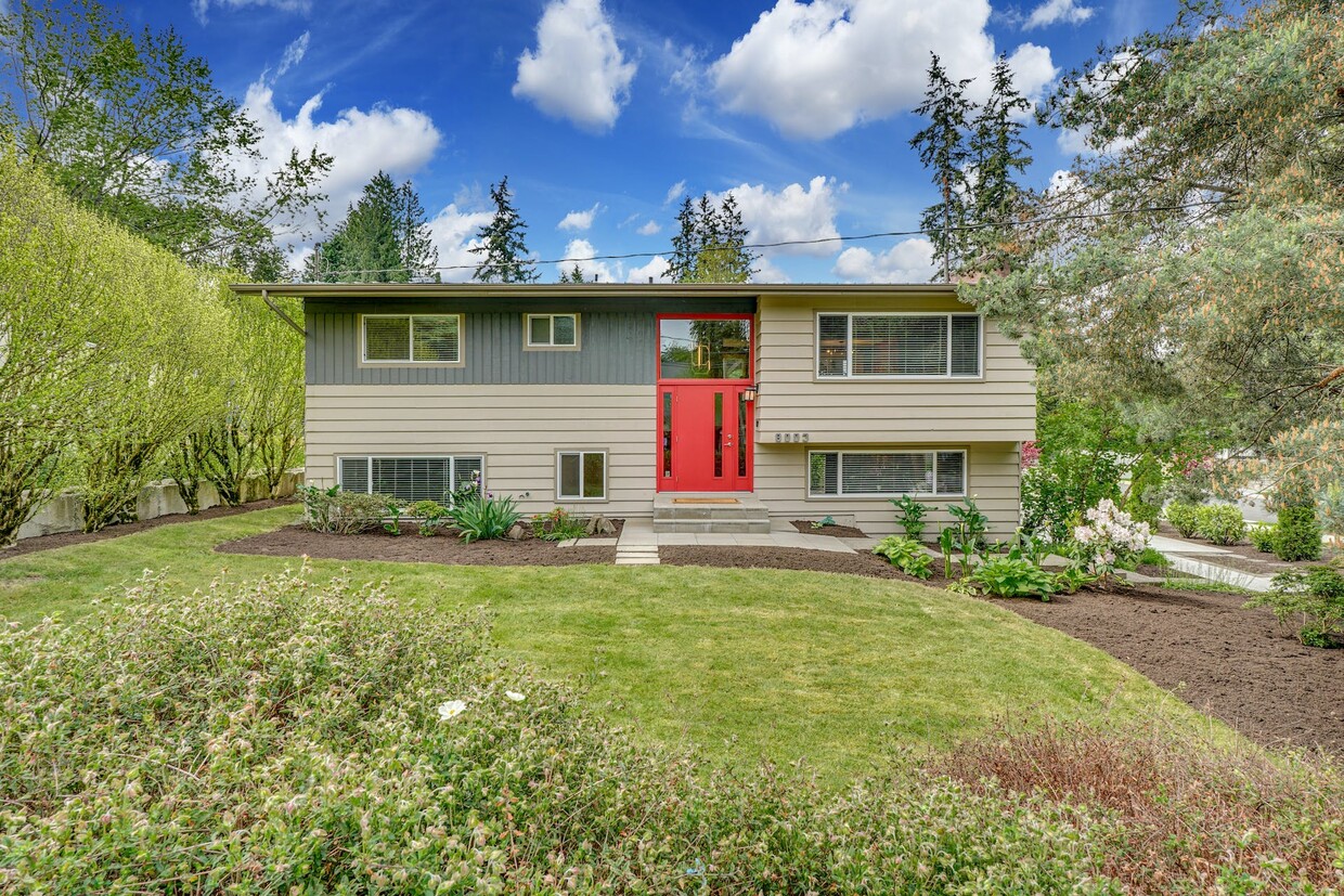 Foto principal - 8003 NE 128th St