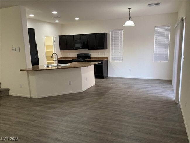 Foto del edificio - 9512 Knopfler Ln