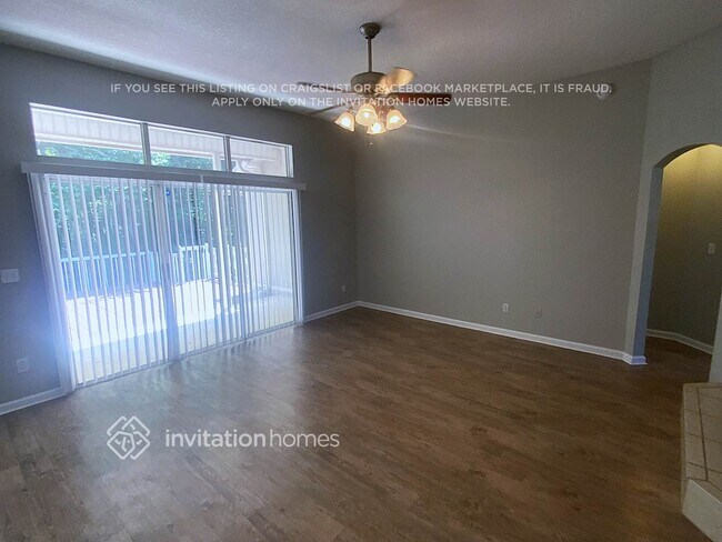 Foto del edificio - 14091 Summer Breeze Dr E