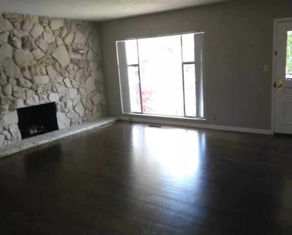 Building Photo - 1423 Alameda de las Pulgas