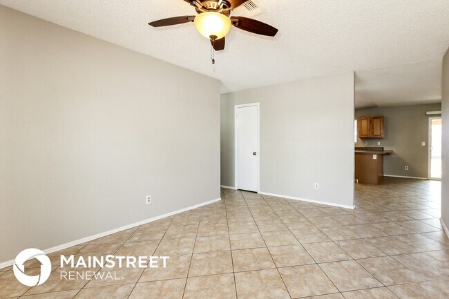 Foto del edificio - 9007 W Cinnabar Ave