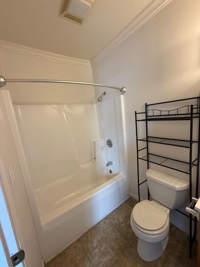 Foto del edificio - 341 N Lafayette St