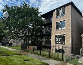 Building Photo - 5159 S Wabash Ave