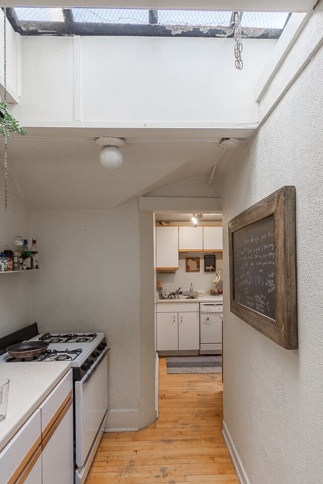 Foto del edificio - 130 E Gorham St