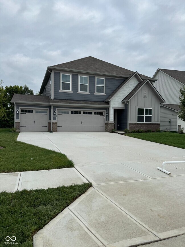 Building Photo - 1135 Marston Ln