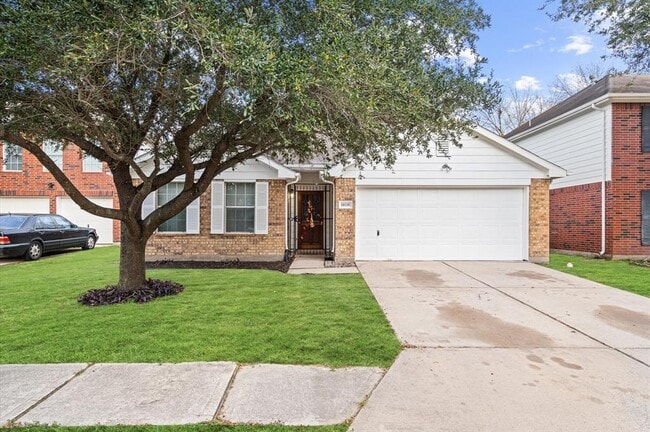 Building Photo - 10118 Fallmont Cir