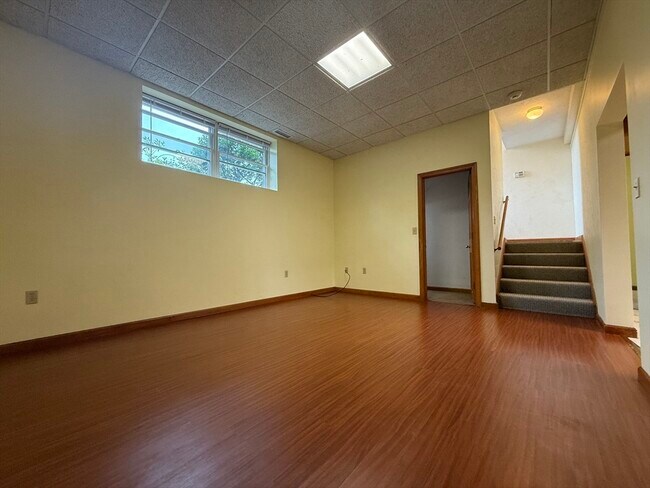 Foto del edificio - 218 S Main St