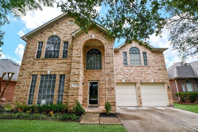 Building Photo - 13635 Mansor Dr