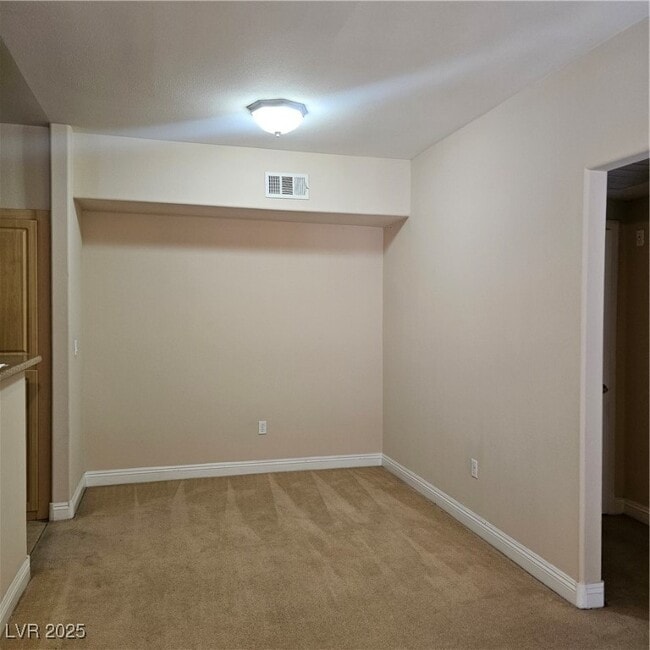Building Photo - 8000 W Badura Ave