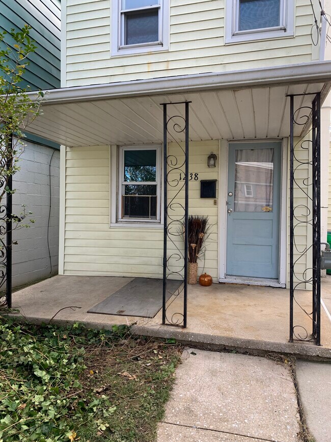 1238 E Philadelphia St, York, PA 17403 House Rental in York, PA