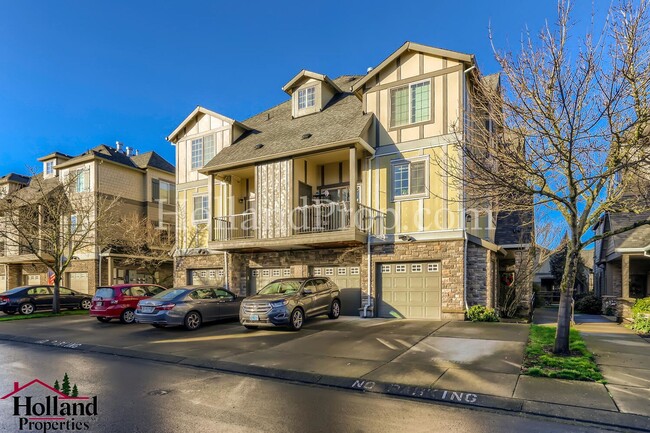 Building Photo - 838 NE Wheelock Pl