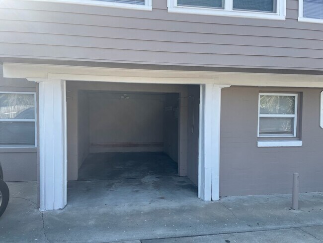 Foto del edificio - 14 S Summerlin Ave