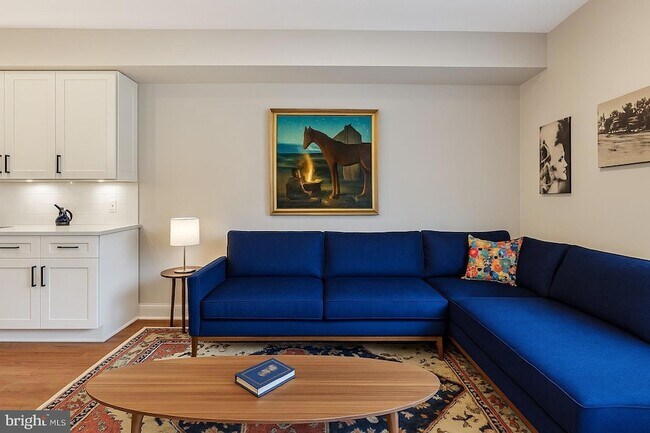 Foto del edificio - 2221 M St NE