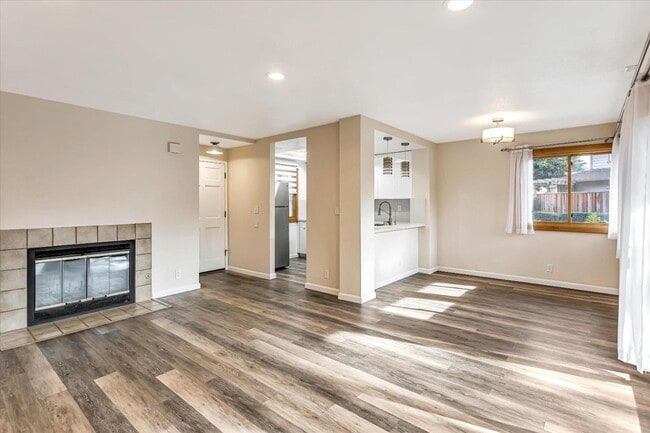 Building Photo - 2489 Jubilee Ln