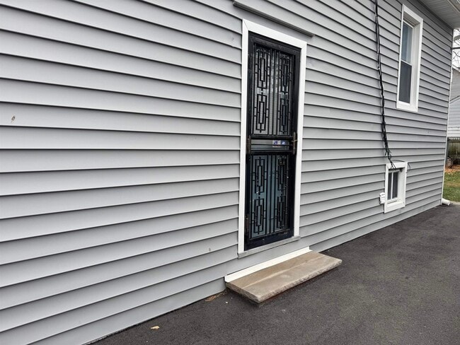 Foto del edificio - 9 Beaver Ave