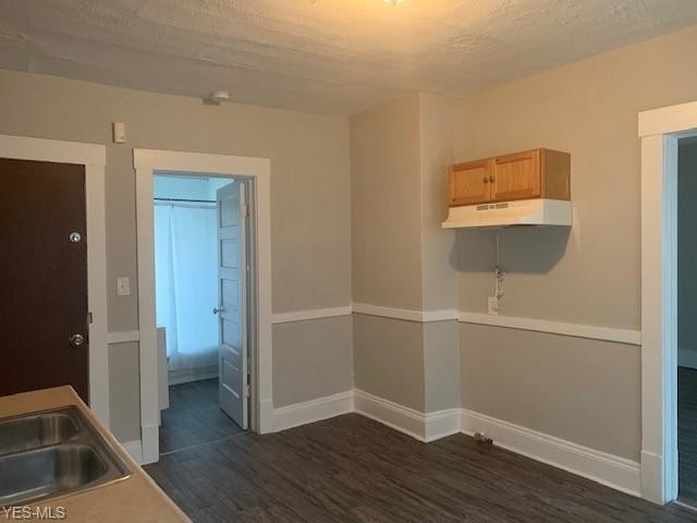Foto del edificio - 3718 E 71st St